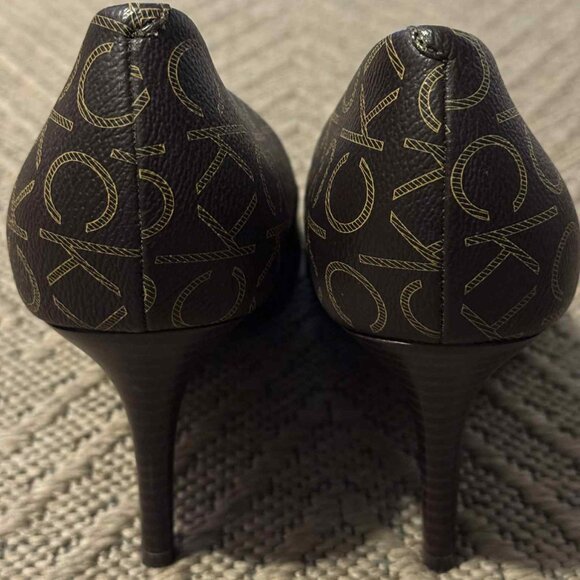 Calvin Klein Heels Pumps Size 8.5 EUC Giana Heels - Picture 5 of 11